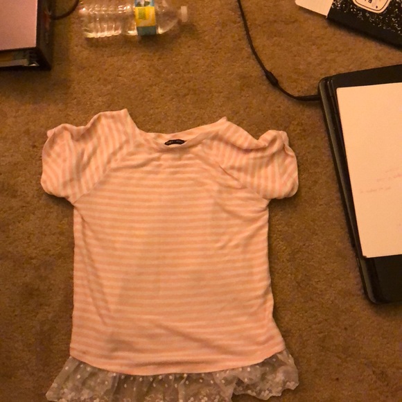 Top - Picture 2 of 2